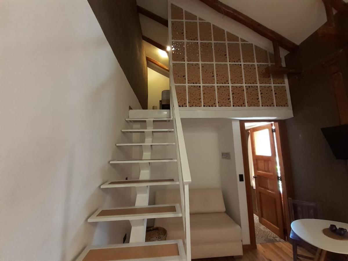 Hostal Suite Le Fabrique Cuenca Esterno foto
