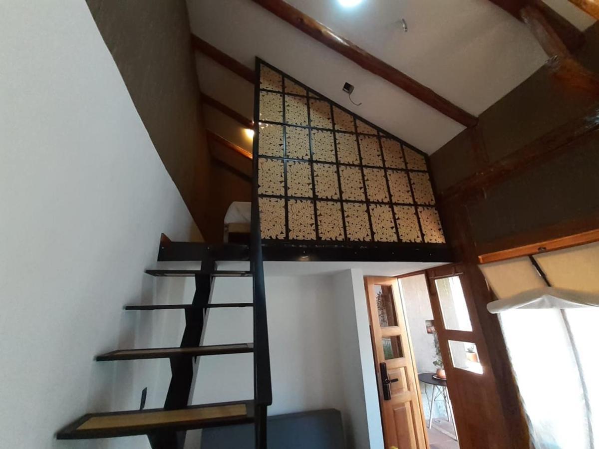 Hostal Suite Le Fabrique Cuenca Esterno foto