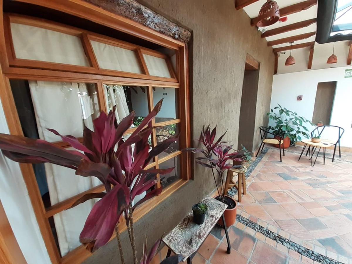 Hostal Suite Le Fabrique Cuenca Esterno foto