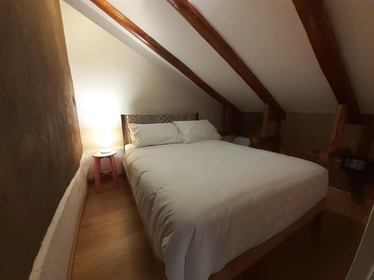 Hostal Suite Le Fabrique Cuenca Esterno foto