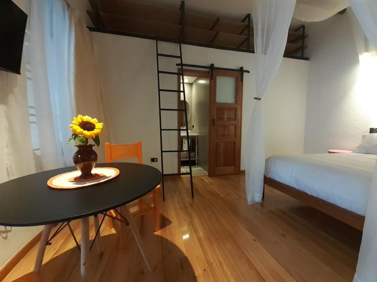 Hostal Suite Le Fabrique Cuenca Esterno foto