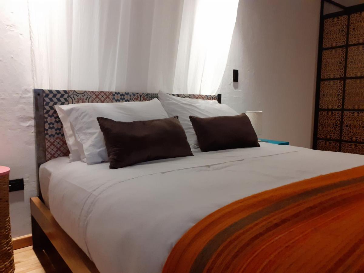 Hostal Suite Le Fabrique Cuenca Esterno foto