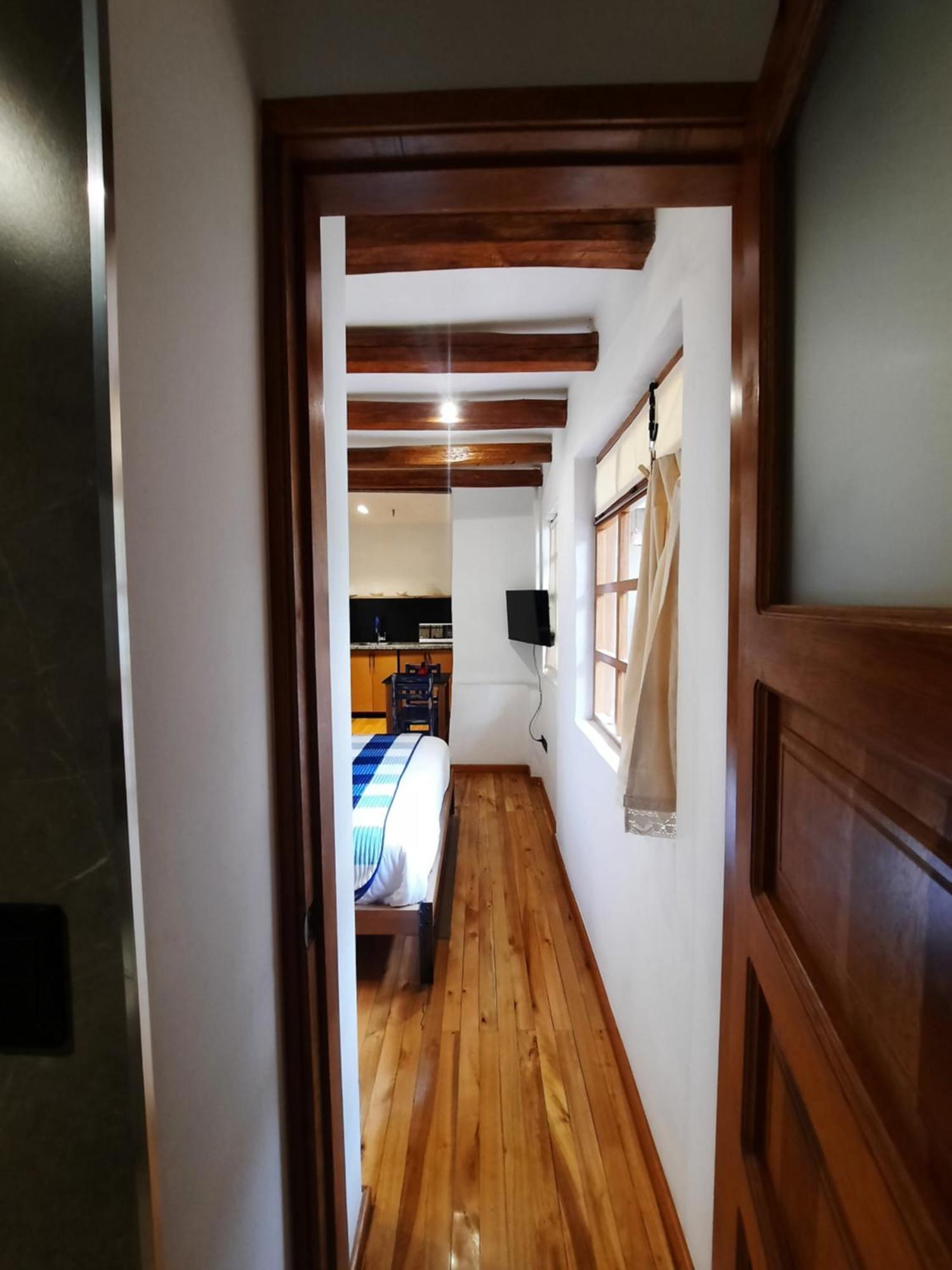 Hostal Suite Le Fabrique Cuenca Esterno foto