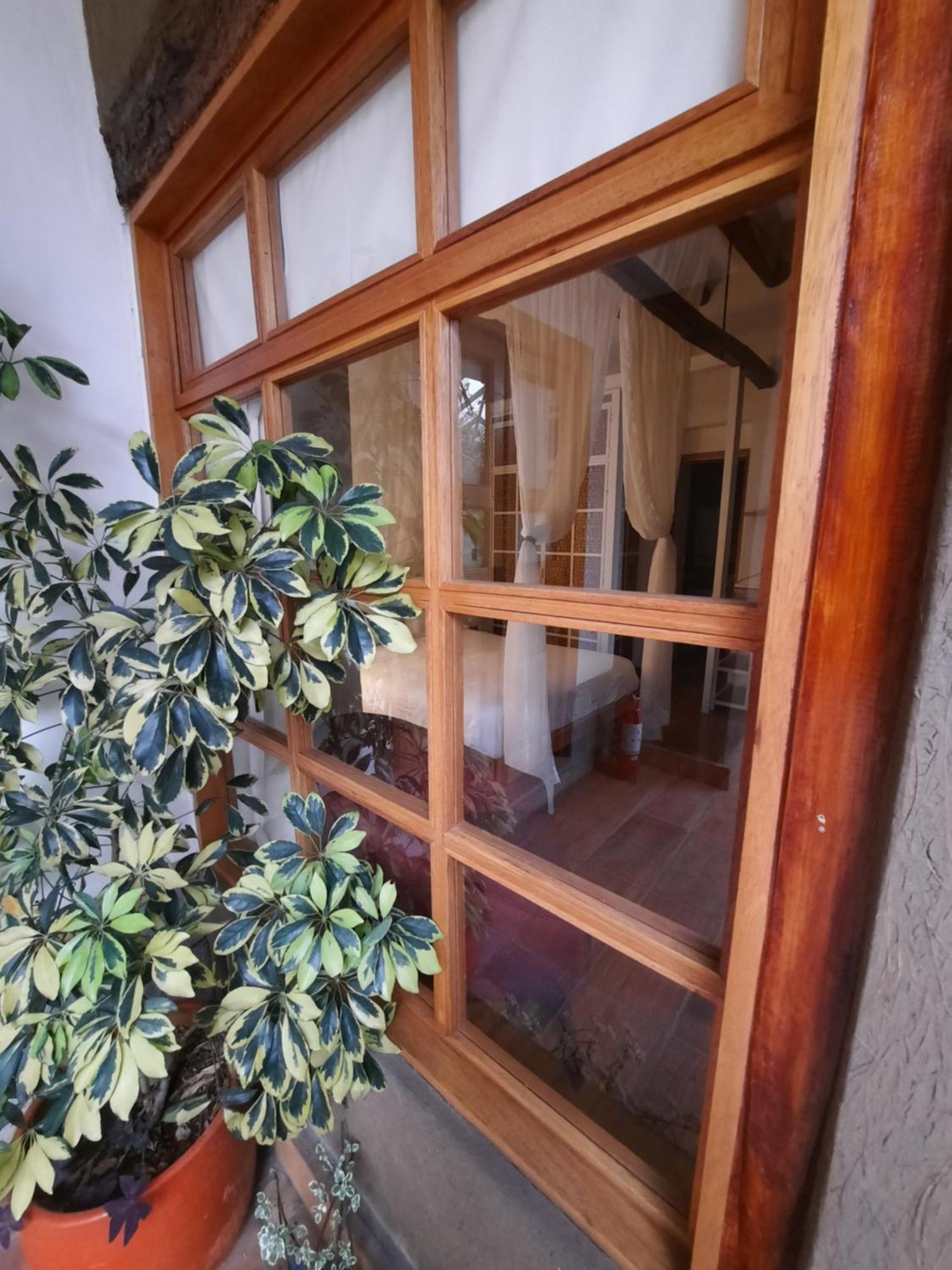 Hostal Suite Le Fabrique Cuenca Esterno foto