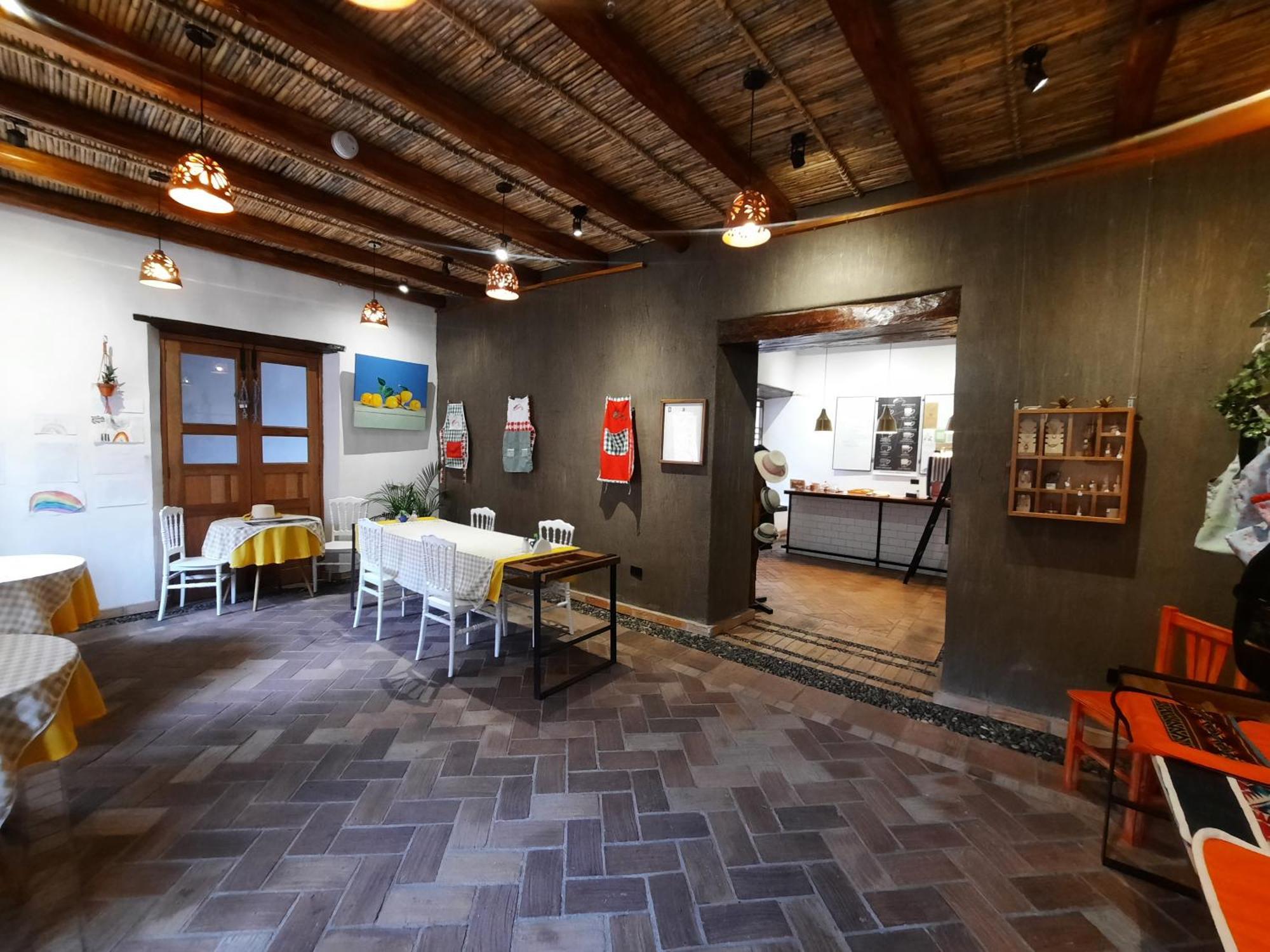 Hostal Suite Le Fabrique Cuenca Esterno foto
