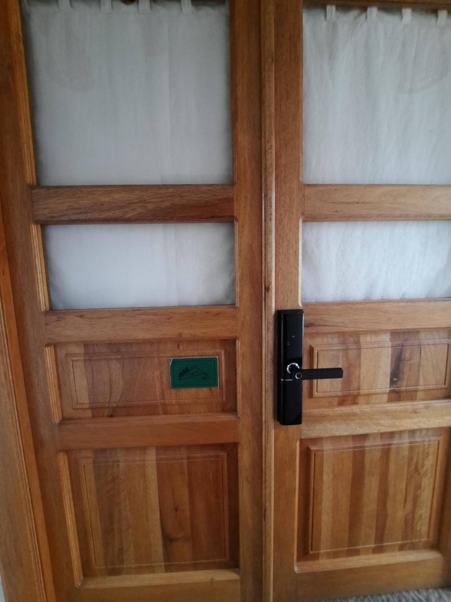 Hostal Suite Le Fabrique Cuenca Esterno foto