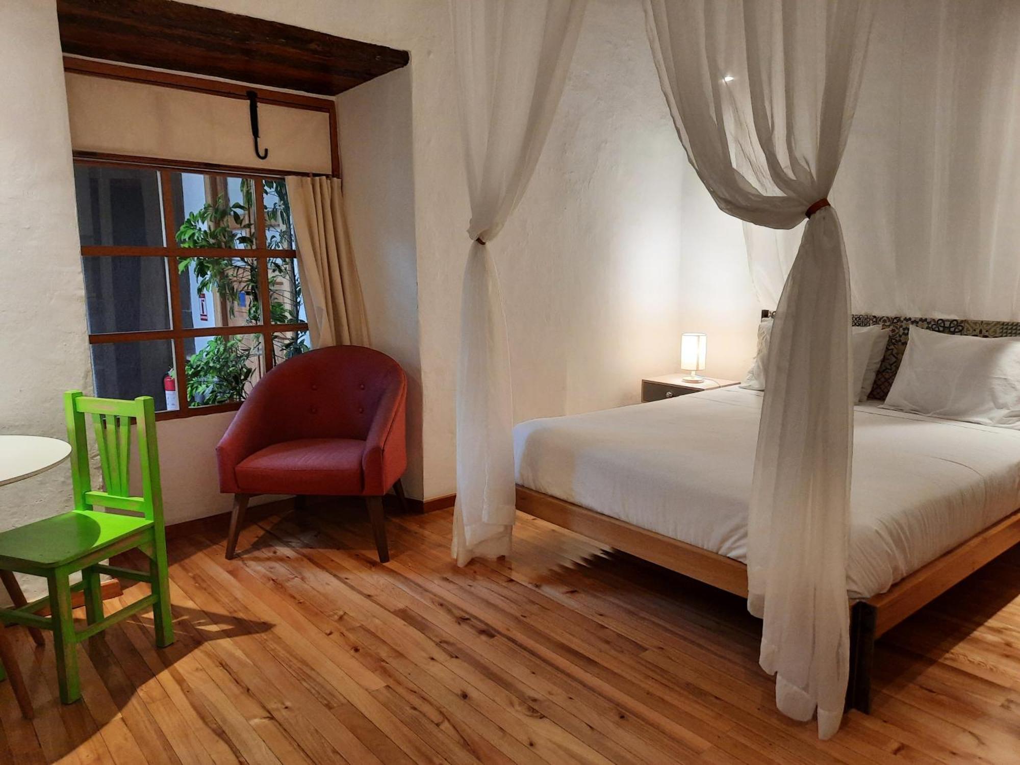 Hostal Suite Le Fabrique Cuenca Esterno foto