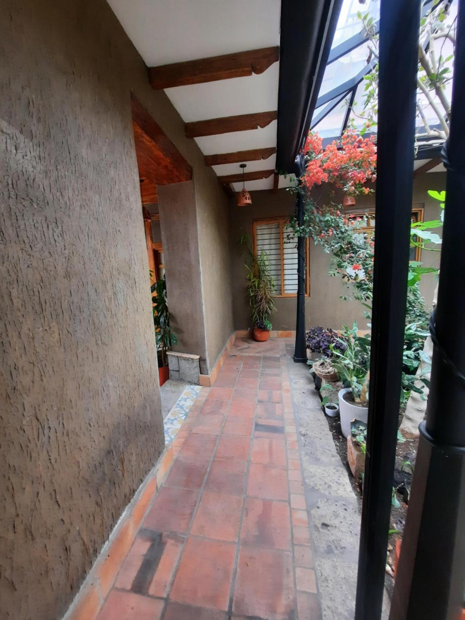 Hostal Suite Le Fabrique Cuenca Esterno foto